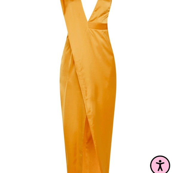 PrettyLittleThing Mustard asymmetric drape detail long dress - Picture 4 of 4